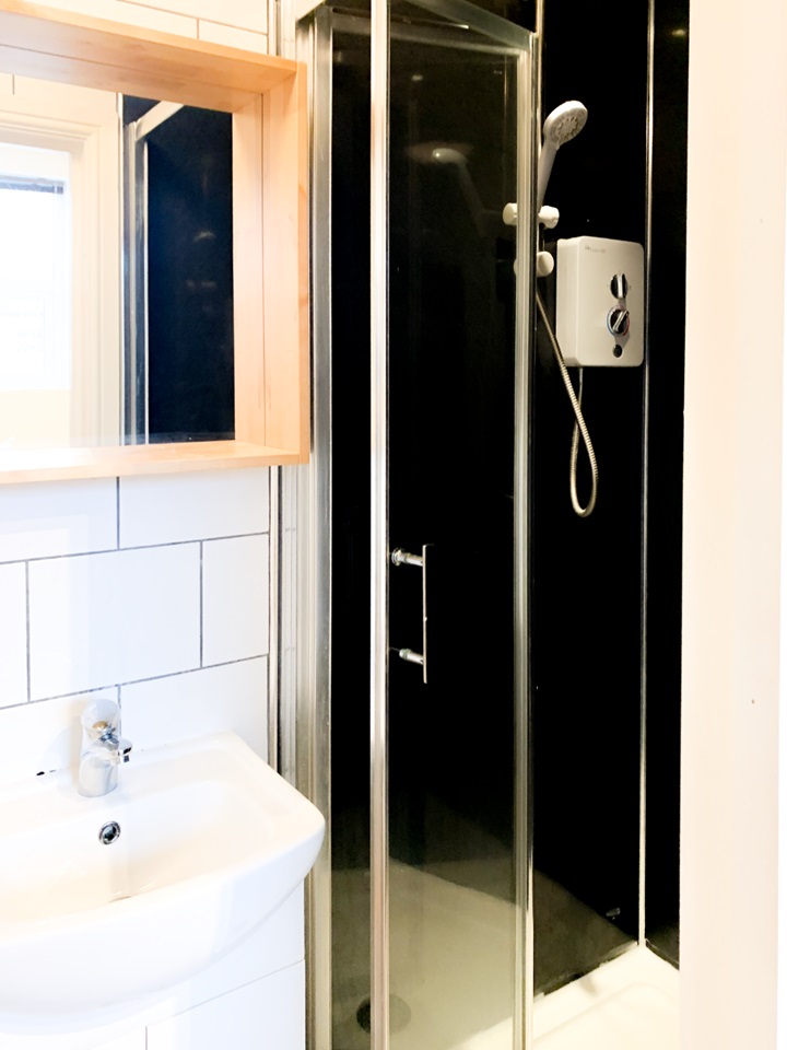 London Studio Flat, Tufnell Park Road, N7 To Rent Now for £975.00 p/m