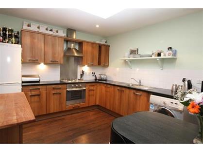2 Bed Flat, Market Place, DA6