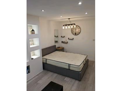 Room in a Shared Flat, Tavistock Road, CR0