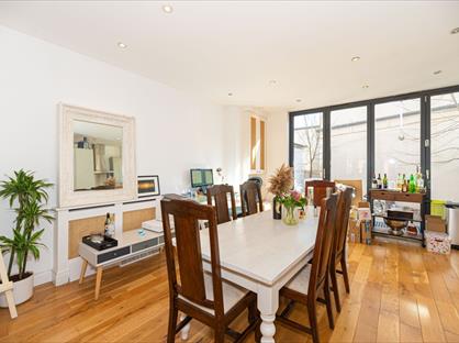 2 Bed Flat, Lillie Road, SW6
