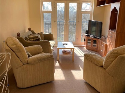 2 Bed Flat, Centrifuge Way, GU14