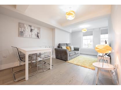 1 Bed Flat, Ingrave Road, CM15