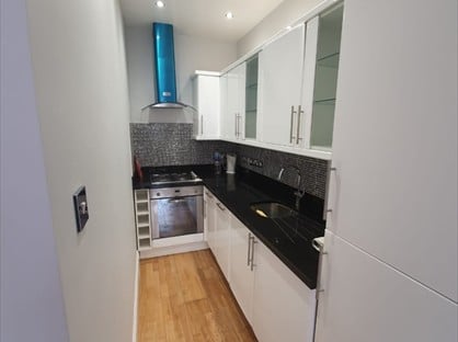 1 Bed Flat, Mayfield Road, CR2
