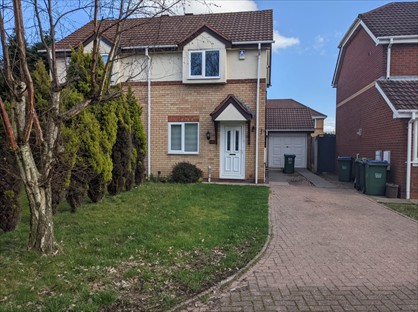 2 Bed Semi-Detached House, Hellier Avenue, DY4