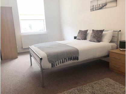 Room in a Shared Flat, The Queens, DN22