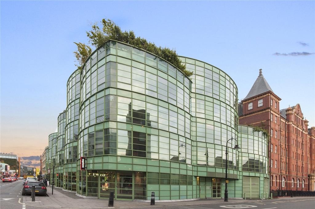 2 Bed Flat, Arlington Road, NW1 photo 3