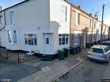 2 Bed Flat, Manton House, CV2