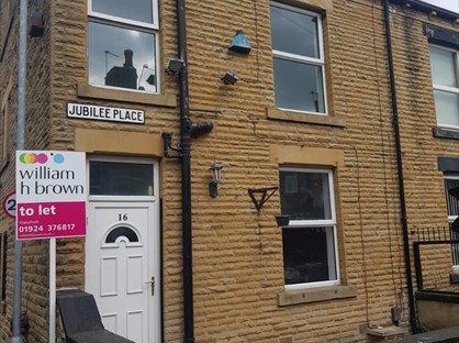 2 Bed End Terrace, Jubilee Place, LS27