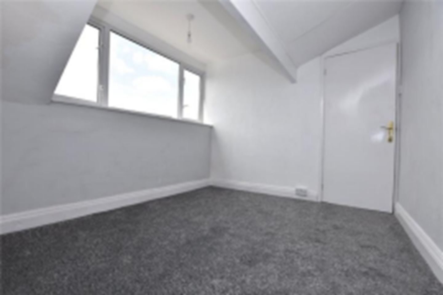 Additional image 5 of 2 Bed End Terrace, Jubilee Place, LS27, N1 7GU