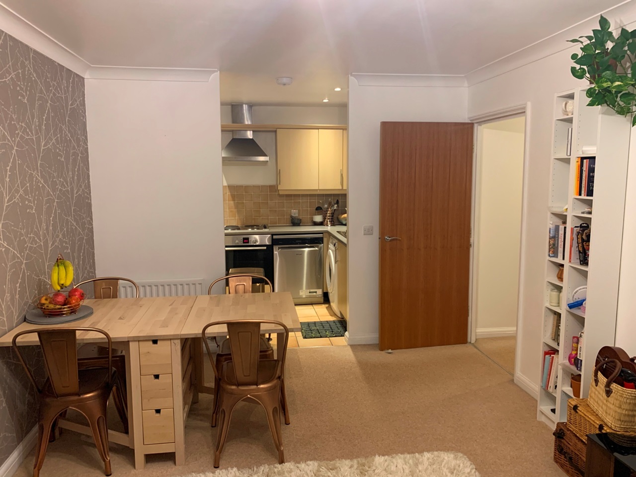 Additional image 10 of 2 Bed Flat, Iliffe Close, RG1, N1 7GU