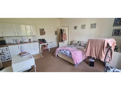 Studio Flat, Camden Road, NW1