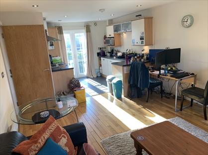 2 Bed Flat, The Junxion, LS5