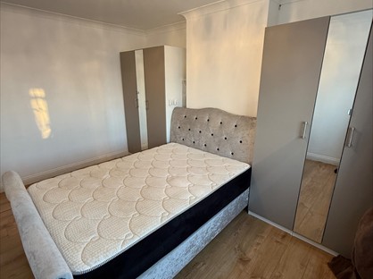 Room in a Shared House, Charville Lane, UB4