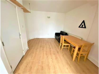 1 Bed Flat, Ansell Mansions, SW17