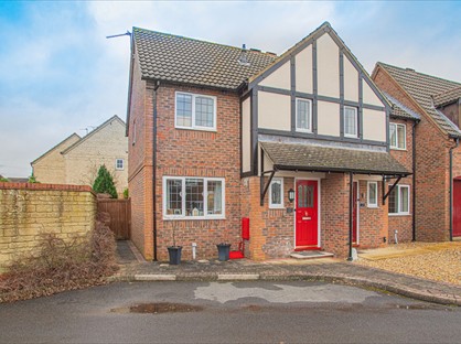 3 Bed End Terrace, Catterick Close, SN14