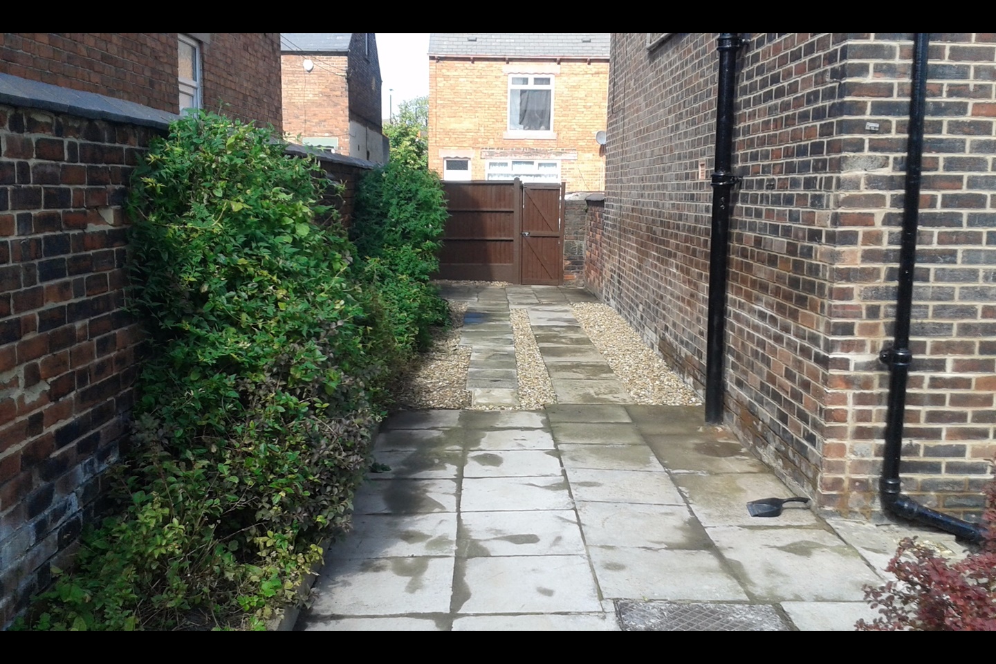 Additional image 17 of 2 Bed End Terrace, Smith St, S35, N1 7GU