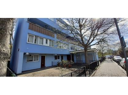 4 Bed Terraced House, Battersea Park Road, SW8