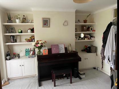 2 Bed Flat, Malden Court, KT3