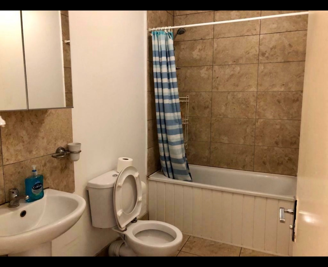 Dagenham 1 Bed Flat, Heathway, RM9 To Rent Now for £1,250.00 p/m