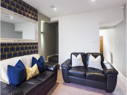 4 Bed Terraced House, Thornton Road, ST4