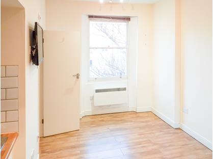Studio Flat, London, N7