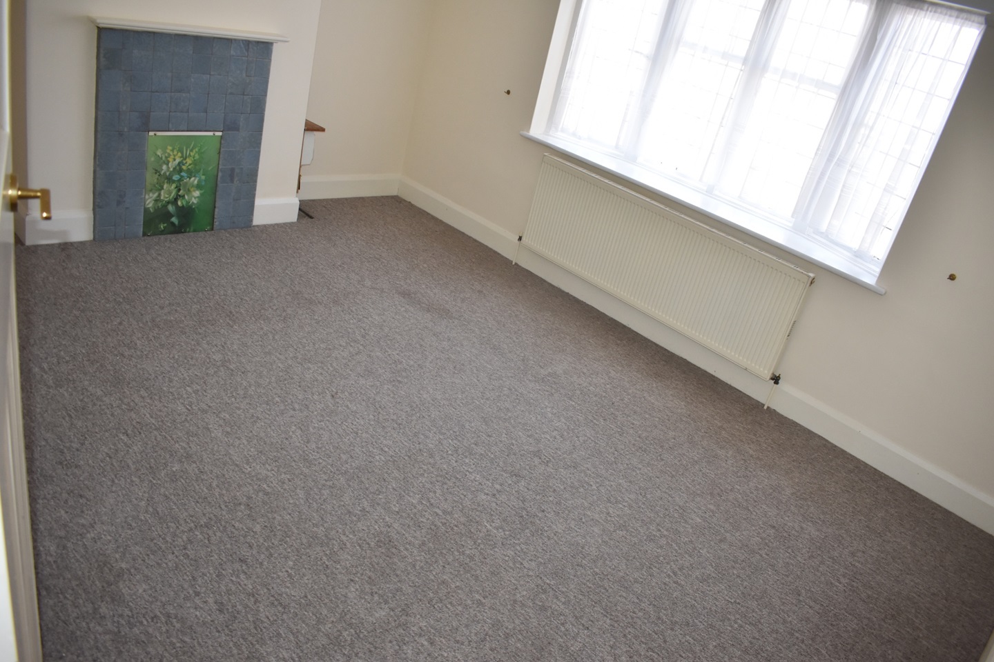 Rochford 2 Bed Flat, North Street, SS4 To Rent Now for £1,075.00 p/m