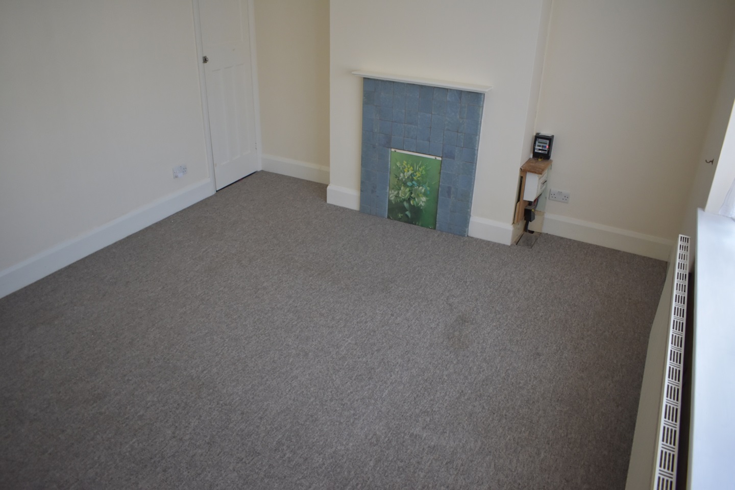 Rochford 2 Bed Flat, North Street, SS4 To Rent Now for £1,075.00 p/m