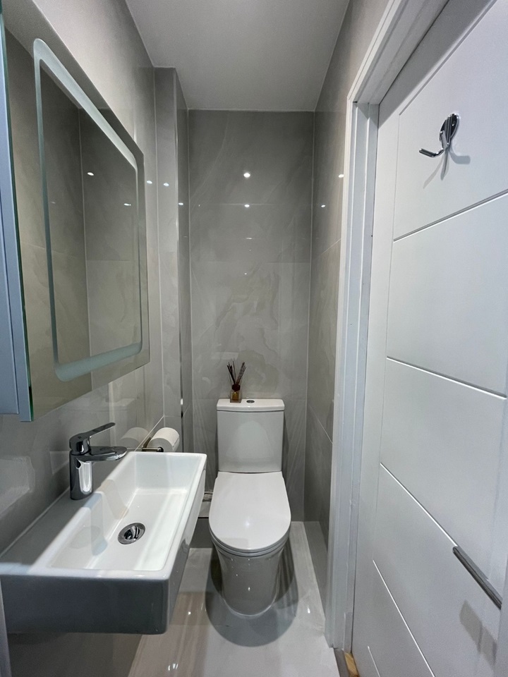 Edgware Studio Flat, Warwick Avenue, HA8 To Rent Now for £850.00 p/m