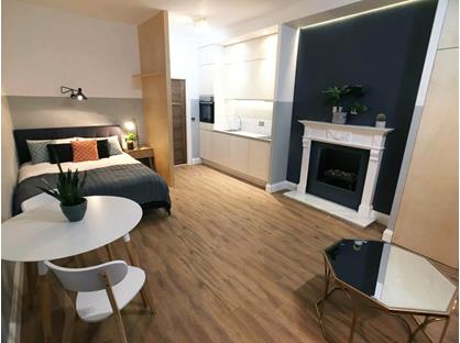 1 Bed Flat, Hammersmith Grove, W6