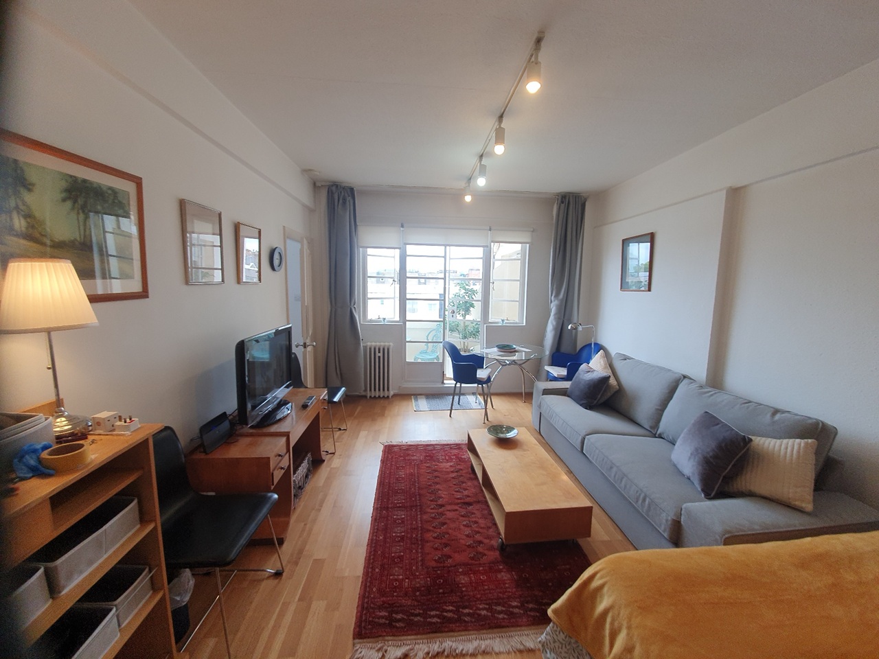 Studio Flat, Broadwalk Court, W8