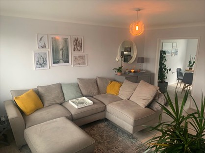 2 Bed Maisonette, Highfield Court, RG10