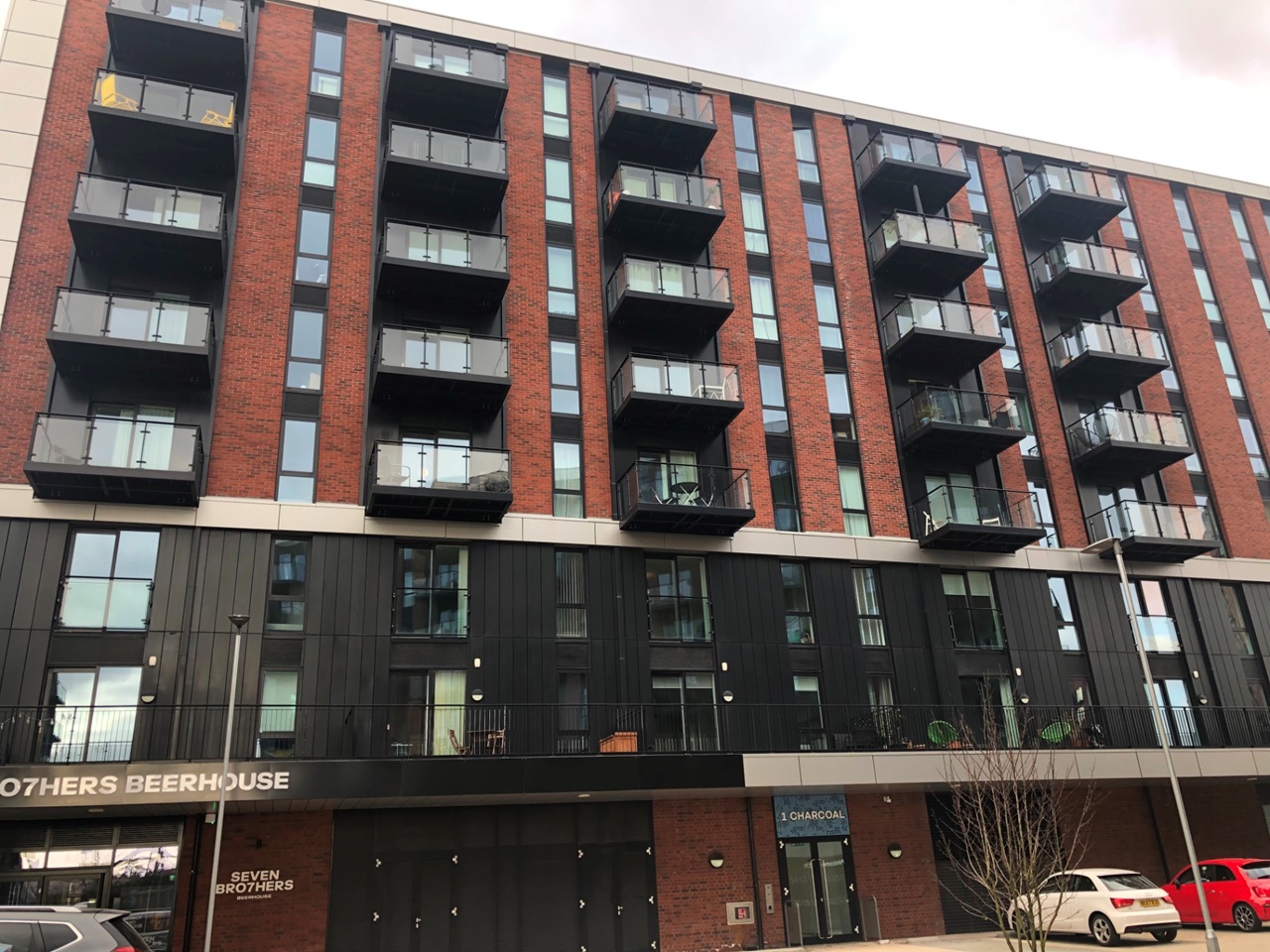 1 Bed Flat, Lockgate Square, M5 photo 3