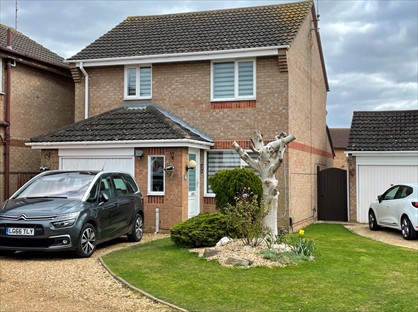 3 bed detached house for rent in 3 Bed Detached House, Caldbeck Close, PE4