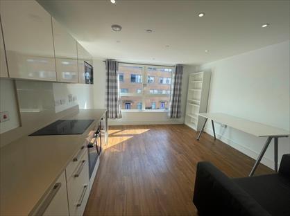 Studio Flat, Queensland Road, N7