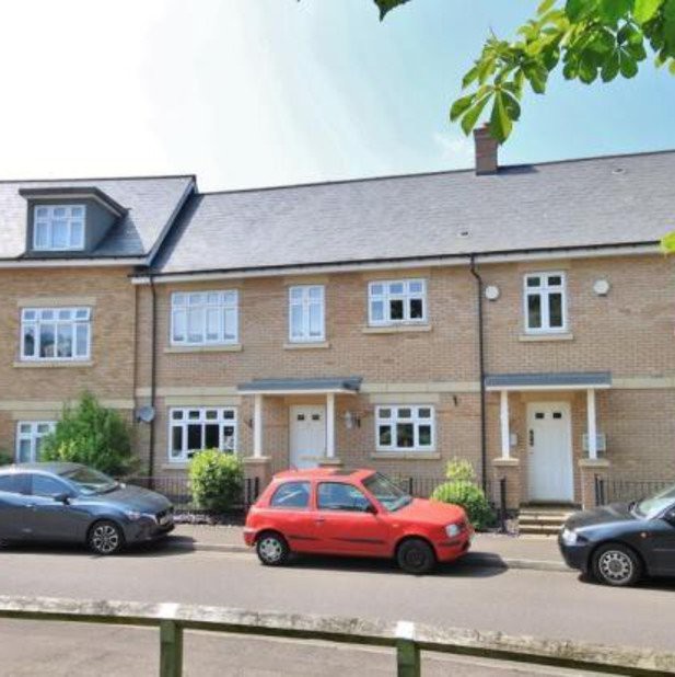 1 Bed Flat, Pearl Close, CB4, N1 7GU