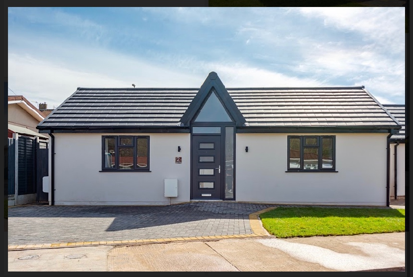 4 Bed Bungalow, Merlin Close, BS9, N1 7GU