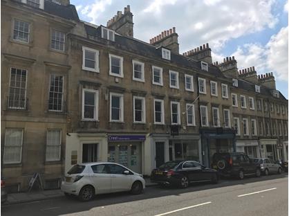 3 Bed Maisonette, Chapel Row, BA1