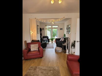 4 Bed Semi-Detached House, Stayton Road, SM1