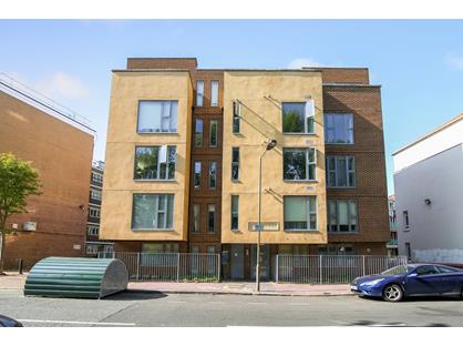 2 Bed Penthouse, Myles Court, SE16