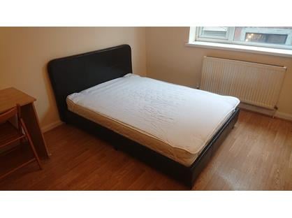 Room in a Shared Flat, Johnson Street, E1