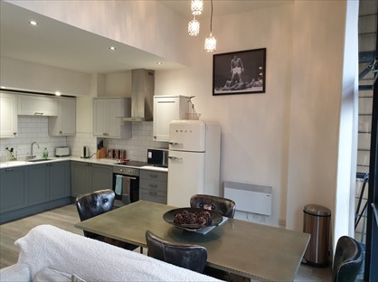 2 Bed Flat, Aytoun Street, M1