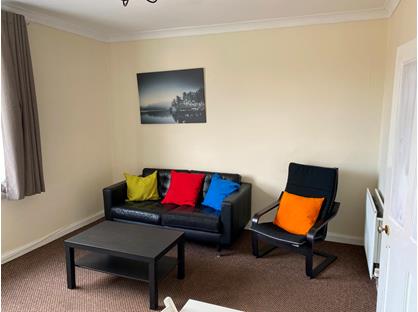 2 Bed Flat, Stenhouse Avenue West, EH11