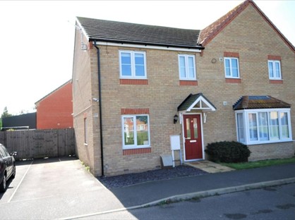 3 bed semi-detached house for rent in 3 Bed Semi-Detached House, Viscount Close, PE11