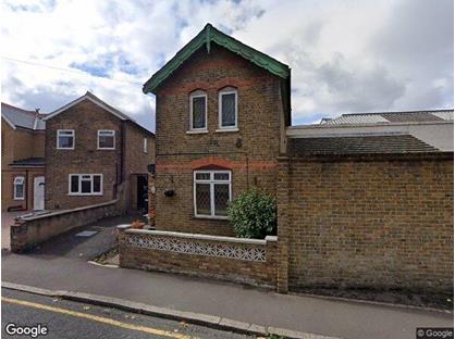 3 Bed Detached House, Chapel Road, TW3