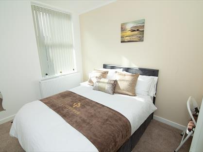 Room in a Shared House, Castle Street, SK3