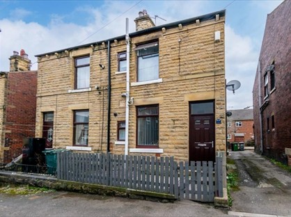 2 Bed Terraced House, Pearl Street, WF17