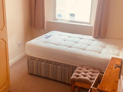 Room in a Shared Flat, Central, PL1