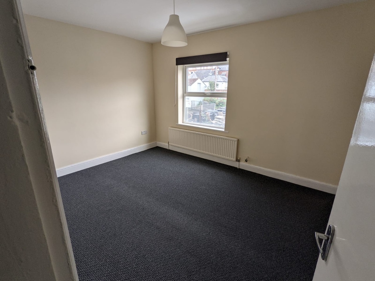 Swindon 3 Bed Terraced House, Haydon Street, SN1 To Rent Now for £