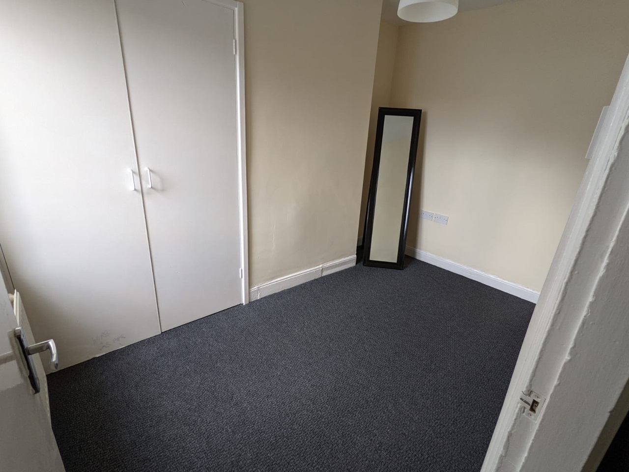 Swindon 3 Bed Terraced House, Haydon Street, SN1 To Rent Now for £