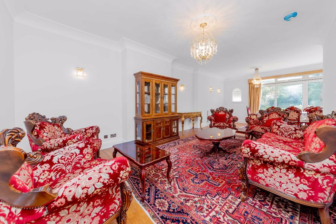 London 4 Bed SemiDetached House, Creighton Avenue, N2 To Rent Now